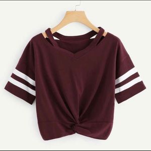 Women’s Top Cue Out Shoulder Twist Tee